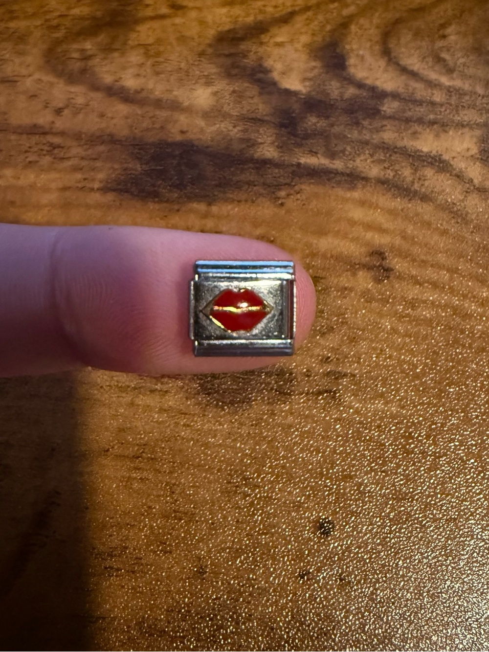 Lips Italian charm